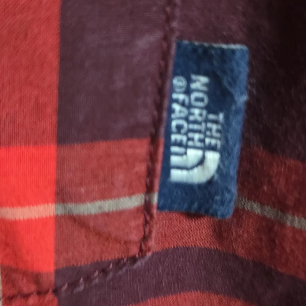 The North Face Mens Button Up Shirt Red/Burgandy Plaid Pockets Sz XL GUC *READ**